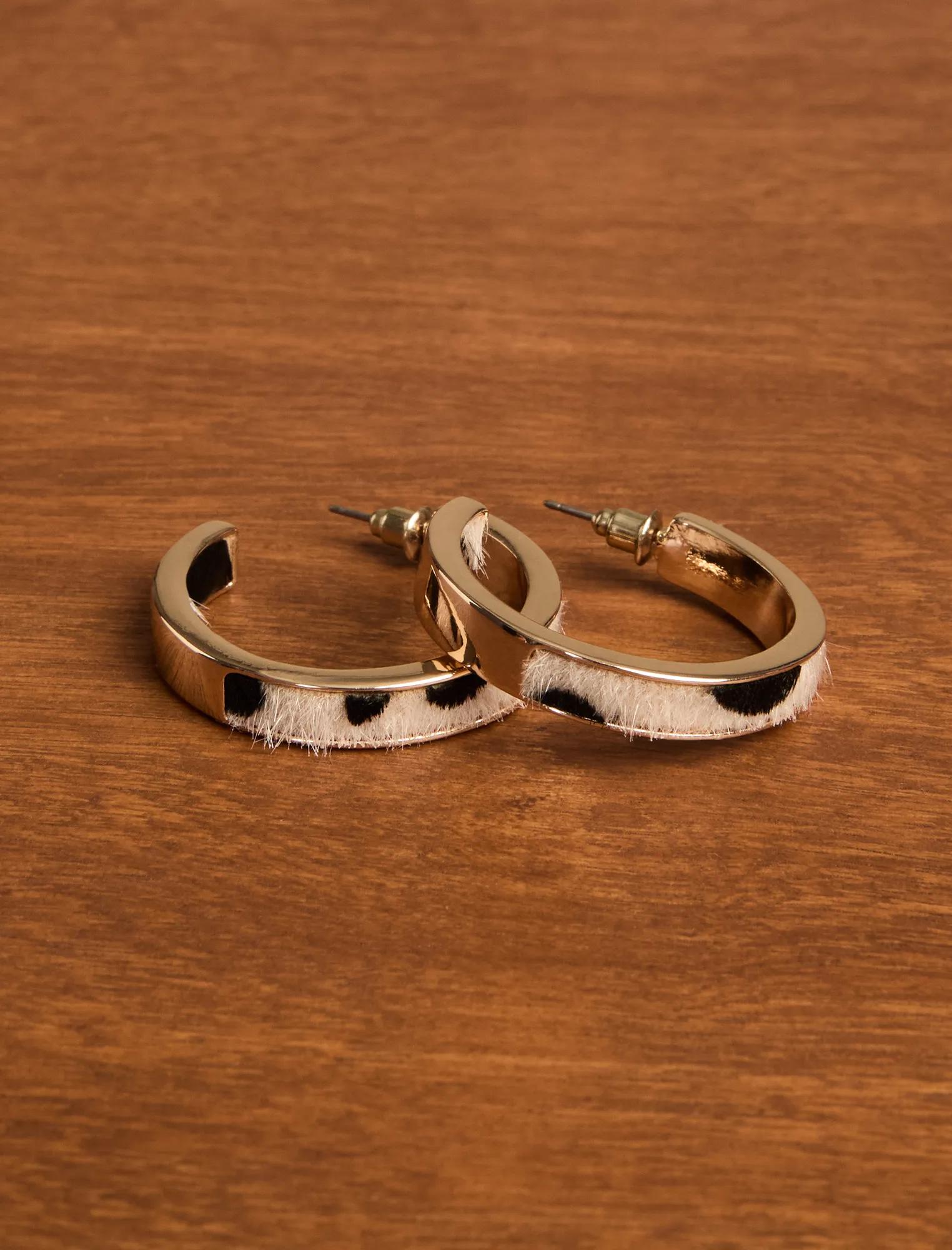 LEOPARD_INLAY_HOOP_EARRINGS_710