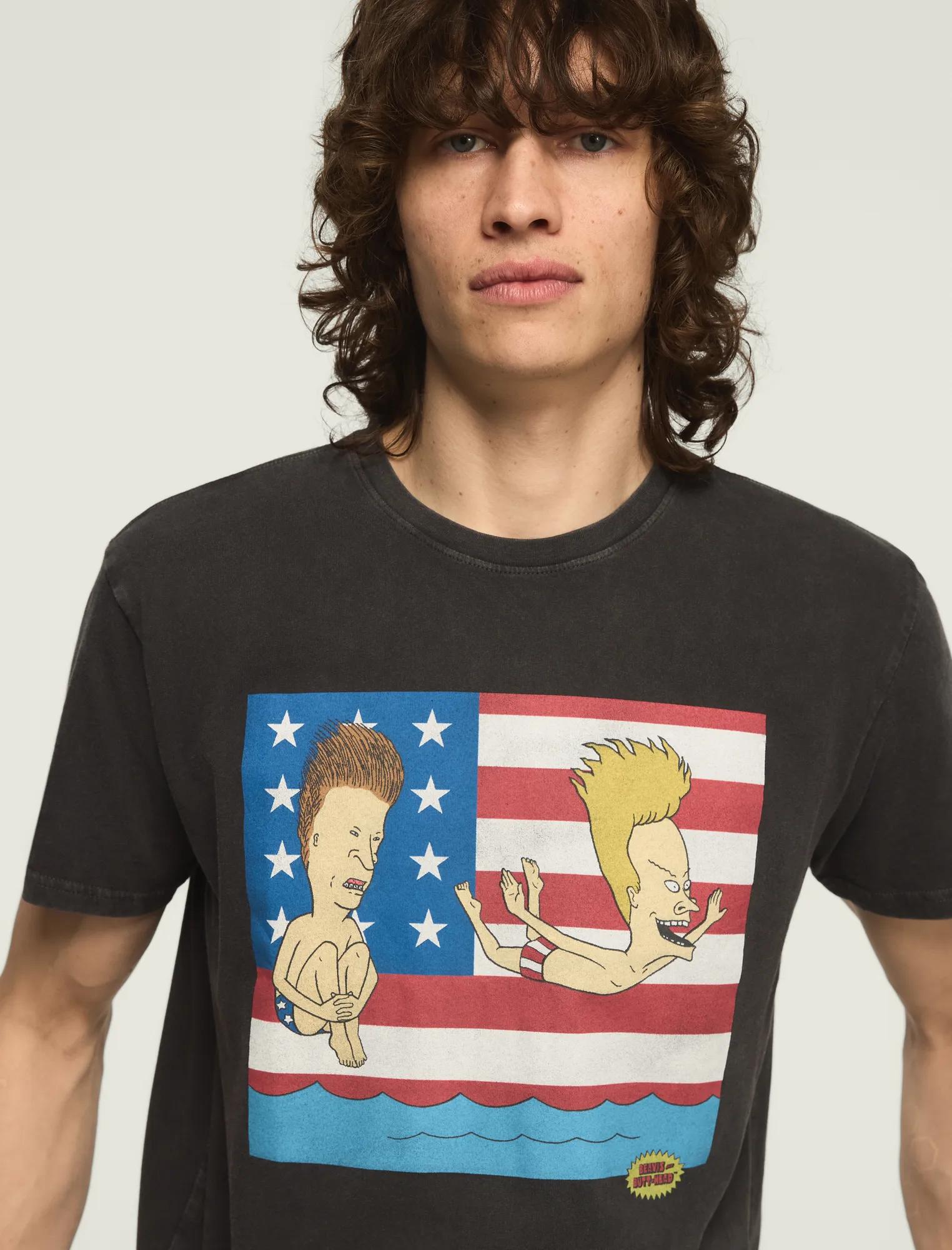 MTV_BEAVIS_AND_BUTTHEAD_FLAG_TEE_001