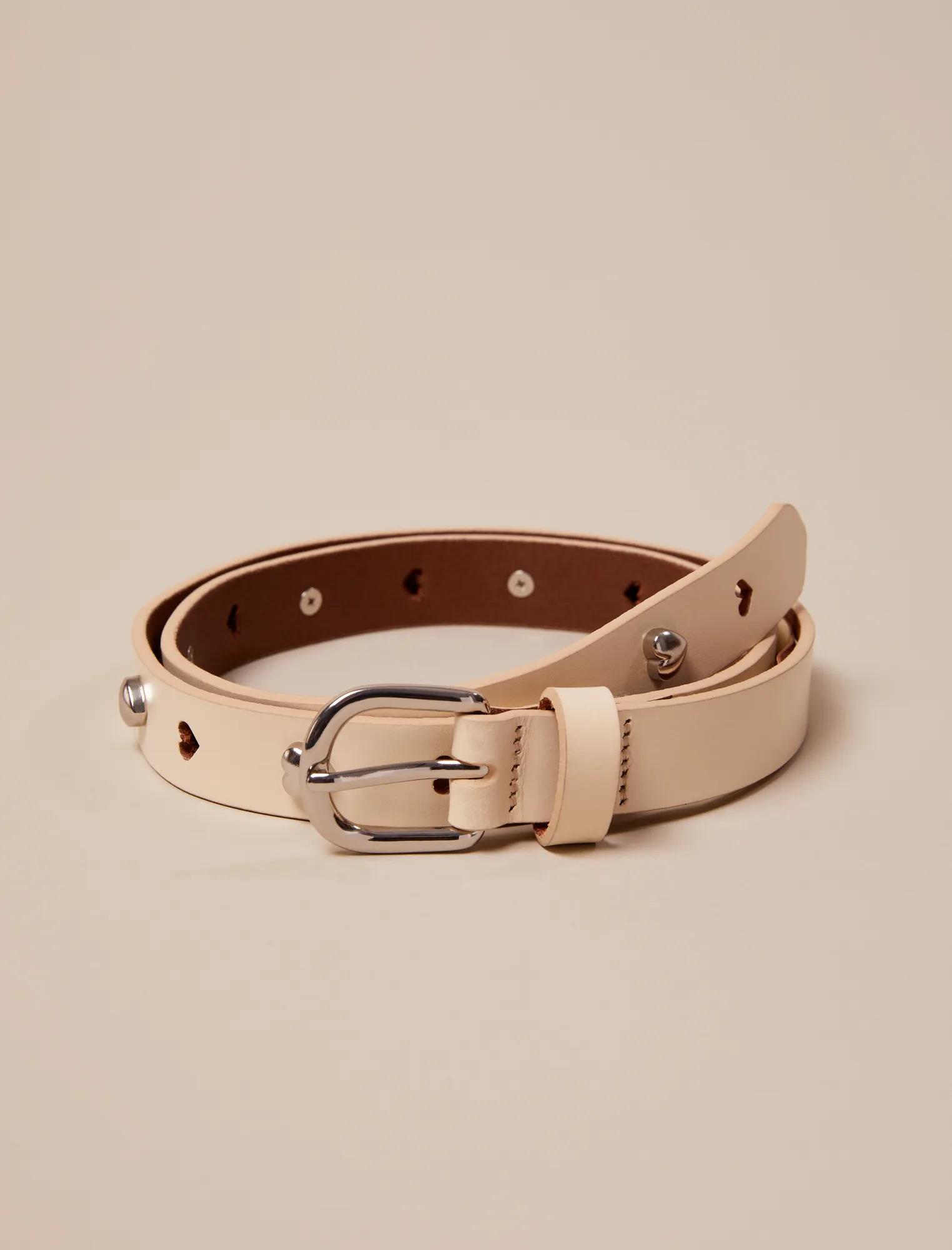 WHITE_CUTOUT_HEART_BELT_110